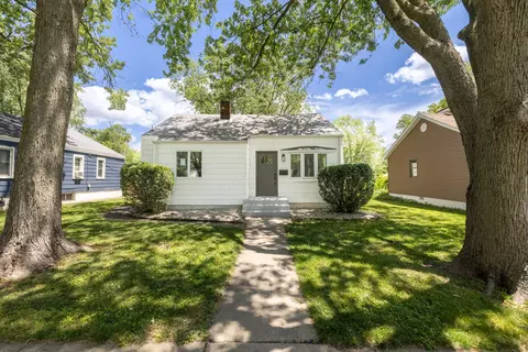1584 S 6th Ave, Kankakee, IL 60901