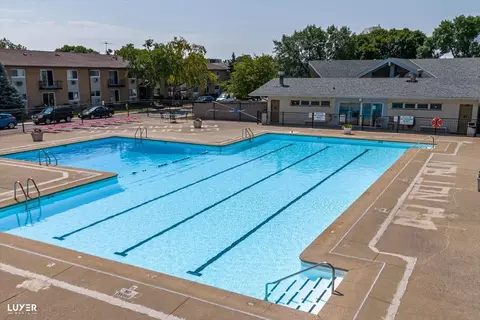 8896 David Pl #1D, Des Plaines, IL 60016 photo 18