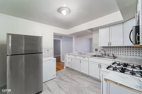 8896 David Pl #1D, Des Plaines, IL 60016 photo 8
