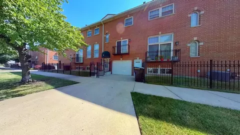 6221 S Knox Ave #F, Chicago, IL 60629