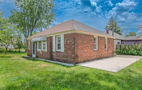 2810 Hawthorne St, Franklin Park, IL 60131
