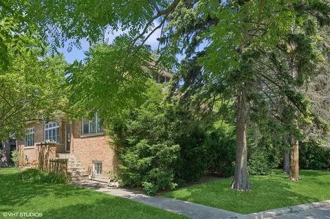 9402 Bennett Ave, Evanston, IL 60203 photo 2
