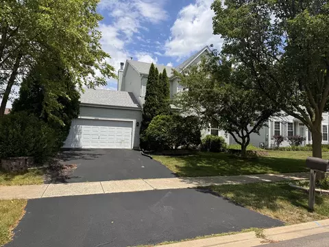 2088 Fescue Dr, Aurora, IL 60504