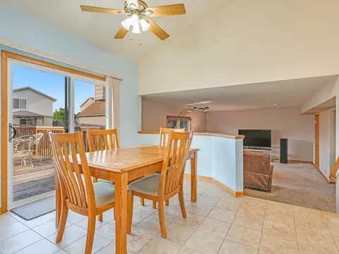 6914 Astoria Dr, Plainfield, IL 60586 photo 8