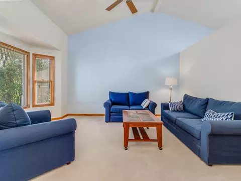 6914 Astoria Dr, Plainfield, IL 60586 photo 3