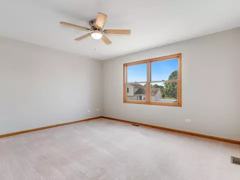 6914 Astoria Dr, Plainfield, IL 60586 photo 12