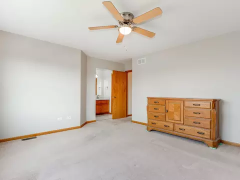6914 Astoria Dr, Plainfield, IL 60586 photo 13