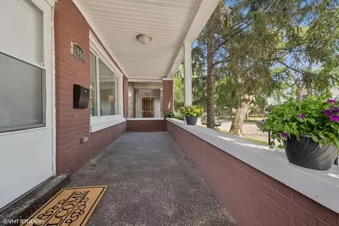 Exterior - 2000 E 93rd St, Chicago, IL 60617 photo 2 of 3