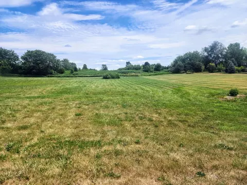 5892 Danielle Ln, Yorkville, IL 60560
