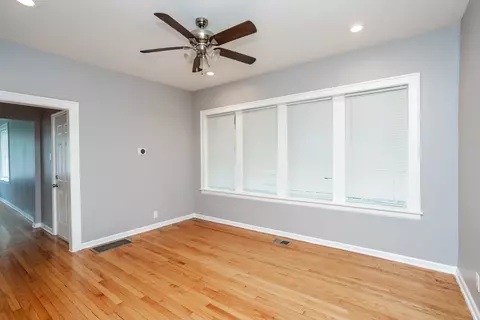 7829 S Carpenter St, Chicago, IL 60620 photo 4