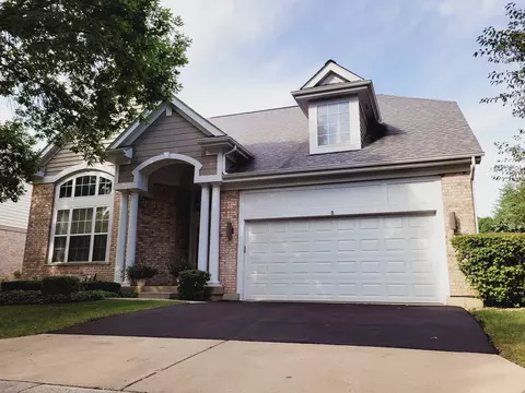 1848 Olympic Dr, Vernon Hills, IL 60061