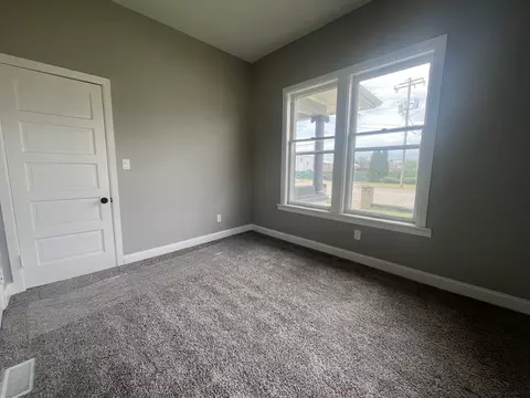 Bedroom - 907 E Washington St, Joliet, IL 60433 photo 1 of 4