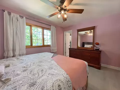 Bedroom - 508 E Highland Ave, Mount Prospect, IL 60056 photo 2 of 6