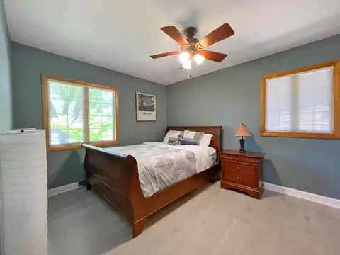 Bedroom - 508 E Highland Ave, Mount Prospect, IL 60056 photo 5 of 6