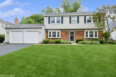 344 Indian Hill Dr, Buffalo Grove, IL 60089