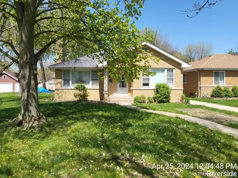 Undisclosed, Riverside, IL 60546