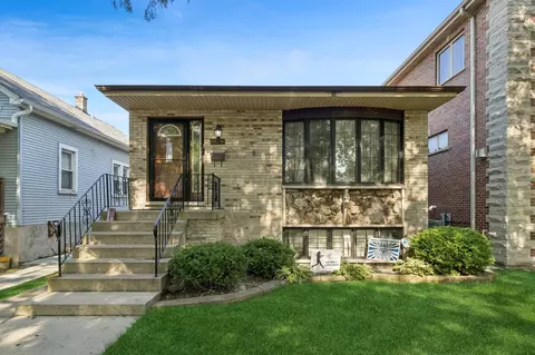 3405 N Pioneer Ave, Chicago, IL 60634