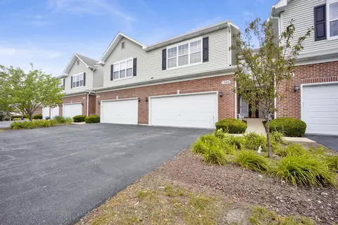 1502 Shagbark Dr #1502, Bolingbrook, IL 60490