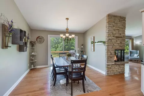 38 W644 Arrowmaker Pass, Elgin, IL 60124 photo 8