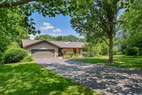 38 W644 Arrowmaker Pass, Elgin, IL 60124 photo 1