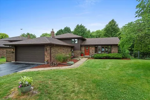 14450 Lakewood Ln, Orland Park, IL 60467