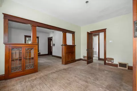 Living - 550 E 12th St, Lockport, IL 60441 photo 3 of 4