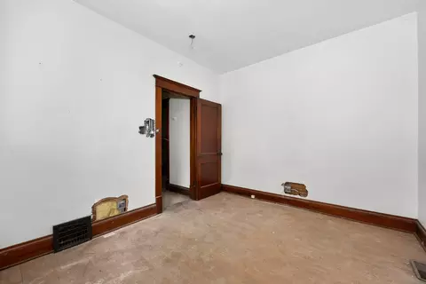 Bedroom - 550 E 12th St, Lockport, IL 60441 photo 2 of 4