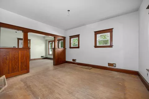 Living - 550 E 12th St, Lockport, IL 60441 photo 1 of 4