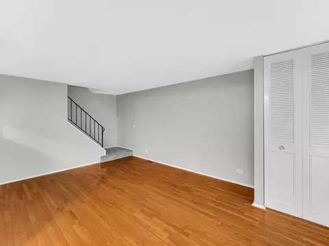 Living - 1678 Ashburn Ct #C, Wheaton, IL 60189 photo 2 of 2