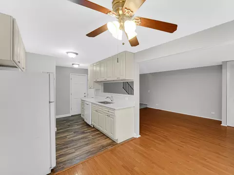 Kitchen - 1678 Ashburn Ct #C, Wheaton, IL 60189 photo 1 of 3