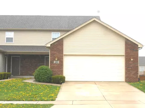 603 Circle Dr, Coal City, IL 60416