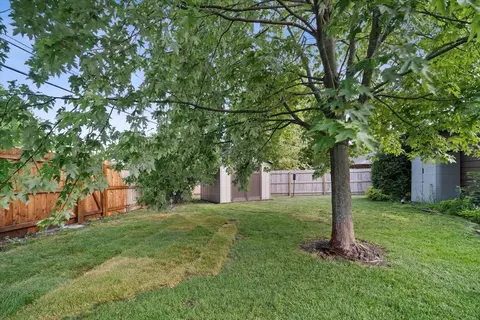 112 Anthony Dr, Normal, IL 61761 photo 35
