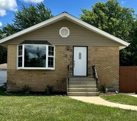 5957 W 89th St, Oak Lawn, IL 60453