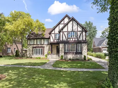 515 Grand Blvd, Park Ridge, IL 60068