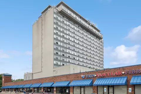 7234 W North Ave #706, Elmwood Park, IL 60707