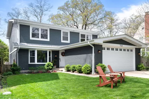 740 Foxdale Ave, Winnetka, IL 60093