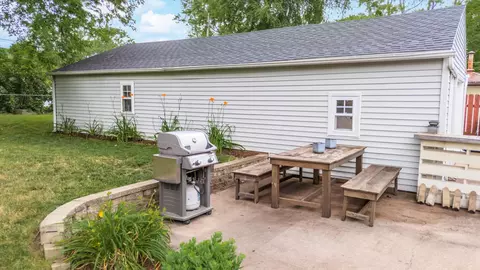 Exterior - 902 Green Ave, Normal, IL 61761 photo 6 of 12