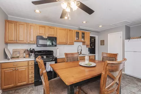 Kitchen - 902 Green Ave, Normal, IL 61761 photo 3 of 4