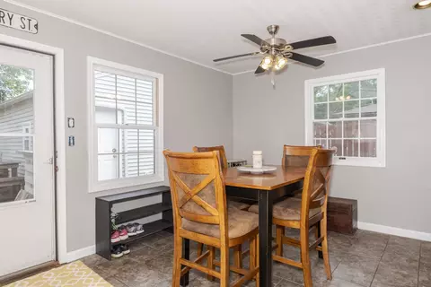 Dining - 902 Green Ave, Normal, IL 61761 photo 1 of 1
