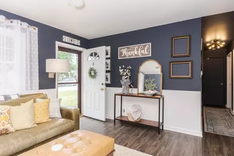 Entry Way - 902 Green Ave, Normal, IL 61761 photo 1 of 3