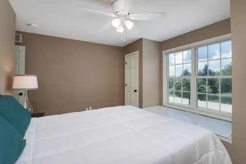 Bedroom - 7 Lexis Ct, Bloomington, IL 61704 photo 4 of 5