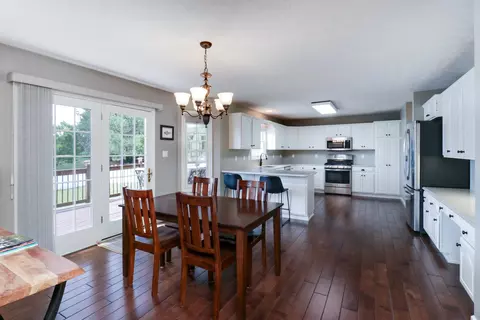 Dining - 7 Lexis Ct, Bloomington, IL 61704 photo 1 of 3