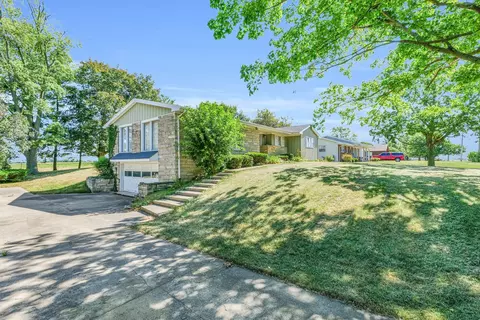 312 E 3rd St, Melvin, IL 60952 photo 4