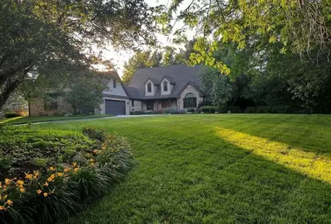 1876 Dunbarton Ln, Belvidere, IL 61008