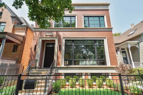3504 N Janssen Ave, Chicago, IL 60657