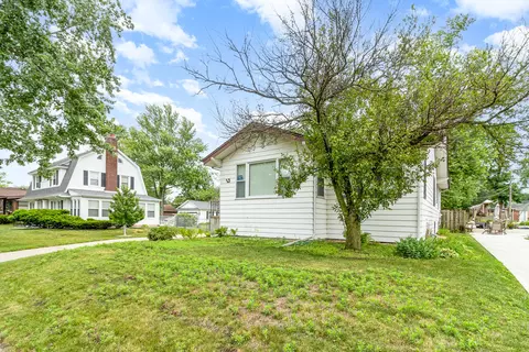 13 Detroit St, Calumet City, IL 60409