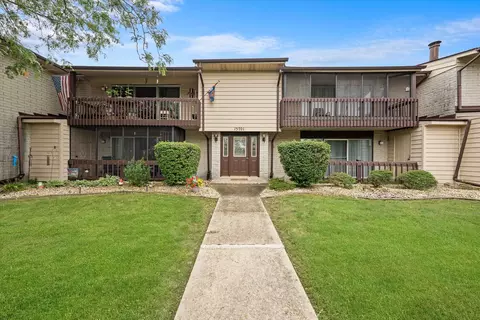 15701 Orlan Brook Dr #1, Orland Park, IL 60462