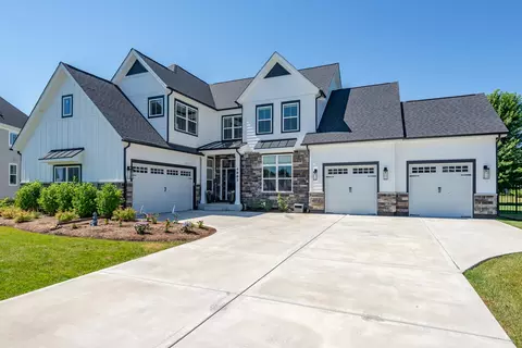 4885 Foley Ln, Saint Charles, IL 60175