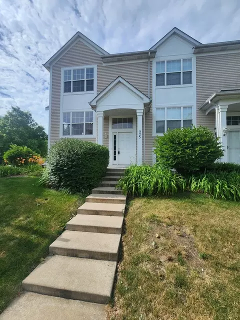 525 Meadow Lily Dr, Joliet, IL 60431