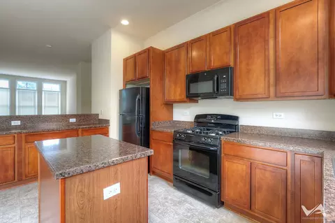 Kitchen - 157 S Grove Ave, Elgin, IL 60120 photo 2 of 2